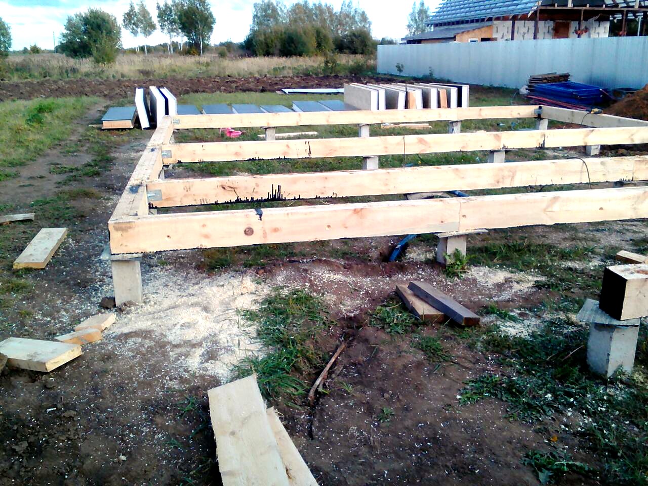 Дом по индивидуальному проекту, г. Суздаль: фундамент и обвязка