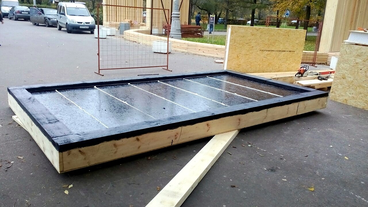 Дом по индивидуальному проекту, Московская область: пол из sip-панелей на отметке 0